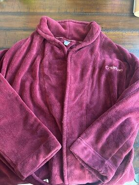 Calvin Klein  Maroon Sleepwear Robe